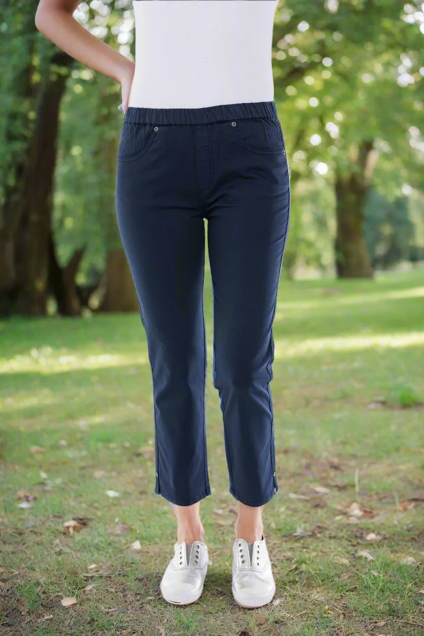 Cropped Jeans by Cafe Latte - Navy