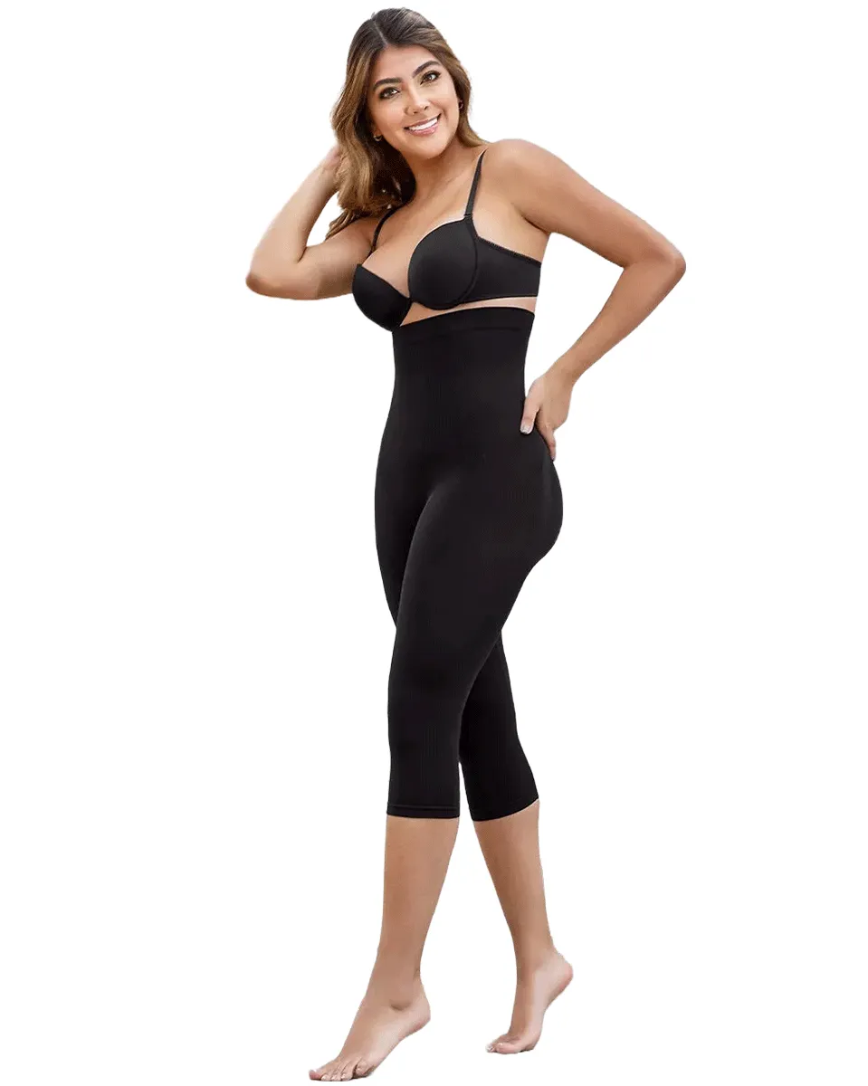 Final Sale Clearance Curveez Comfort Evolution Capri Leggings