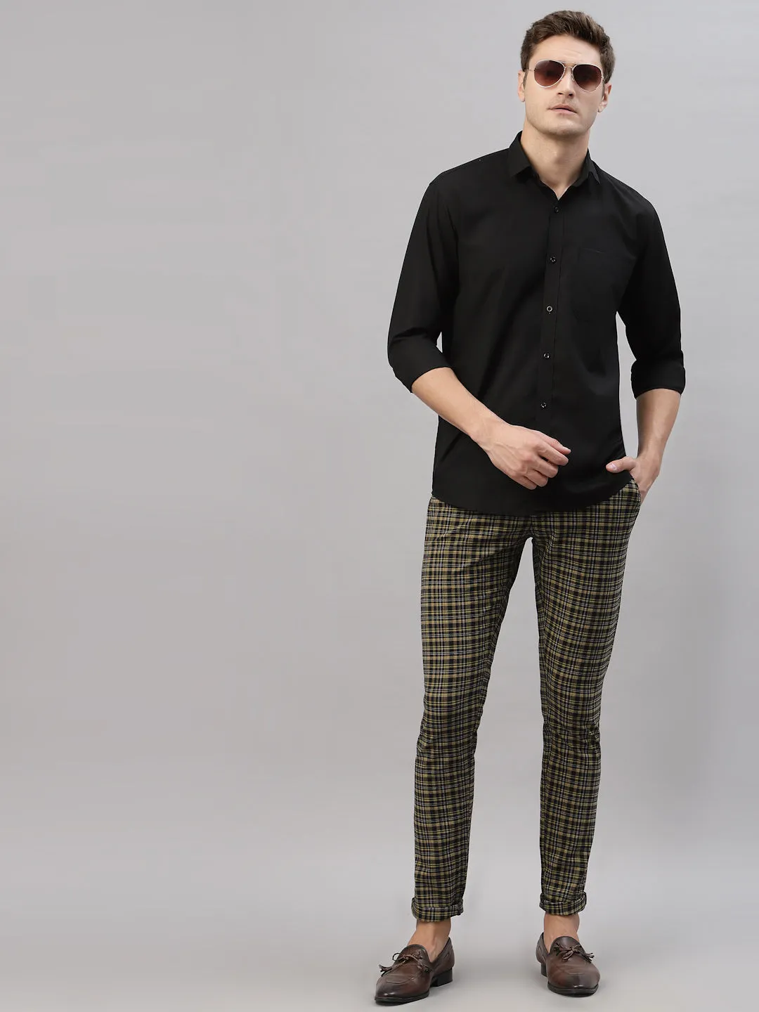 Men Grey Checked Casual Slim Fit Trousers