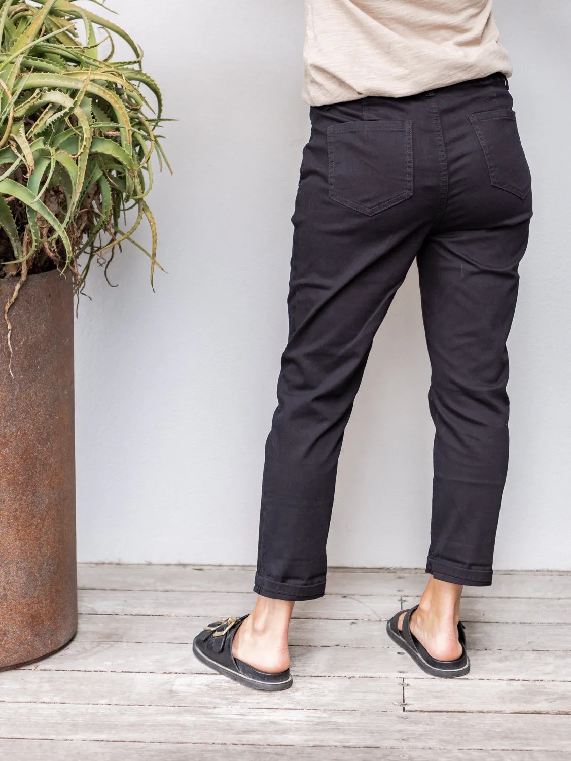 Penny Relax Pant - Black